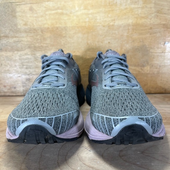 Brooks Adrenaline GTS 18 Womens Size 11.5 (B) Running Shoes Sneakers Gray Purple - Picture 2 of 9